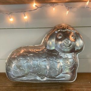 Wilton lamb cake Pan